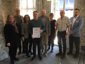 bild på de som var med vid företagsbesöket hos hetraviken