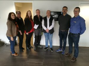 bild på de som var med vid företagsbesöket hos Formteknik