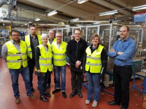bild på de som var med vid företagsbesöket hos Isaberg Rapid